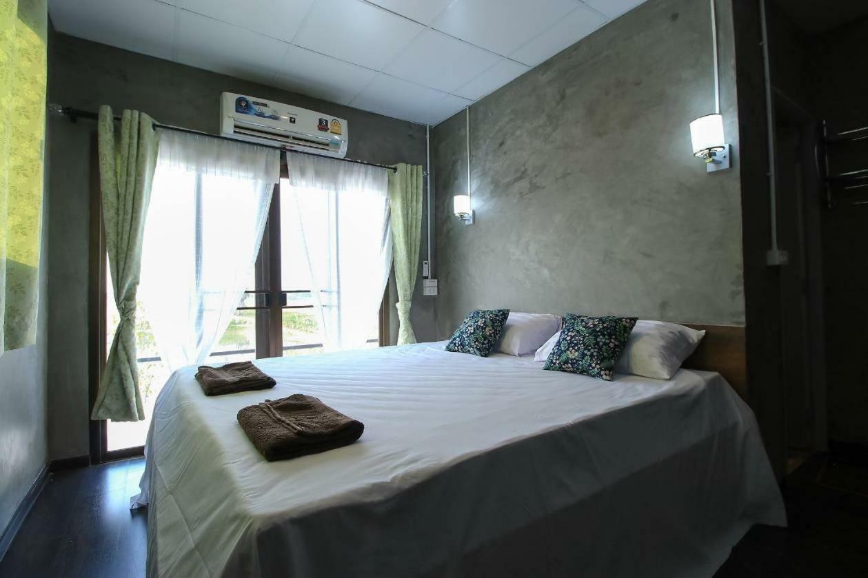 Falik Farm Stay Пра Након Си Аютая Екстериор снимка